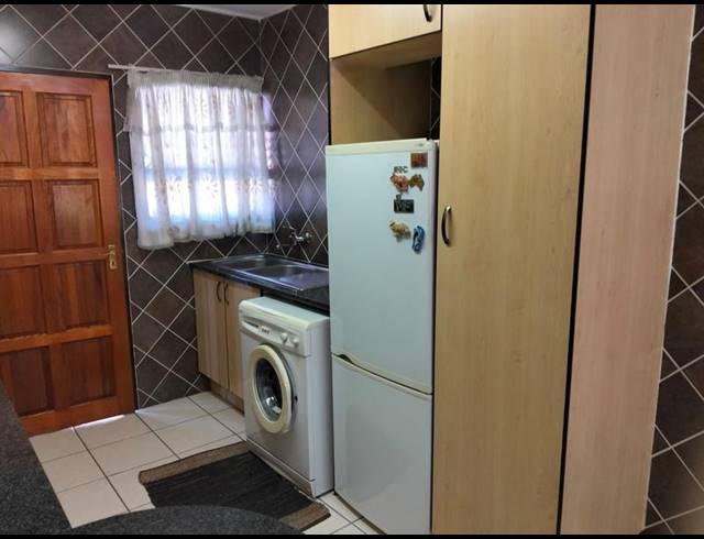 2 BEDROOM TOWNHOUSE FOR SALE IN ALBERTON NORTH